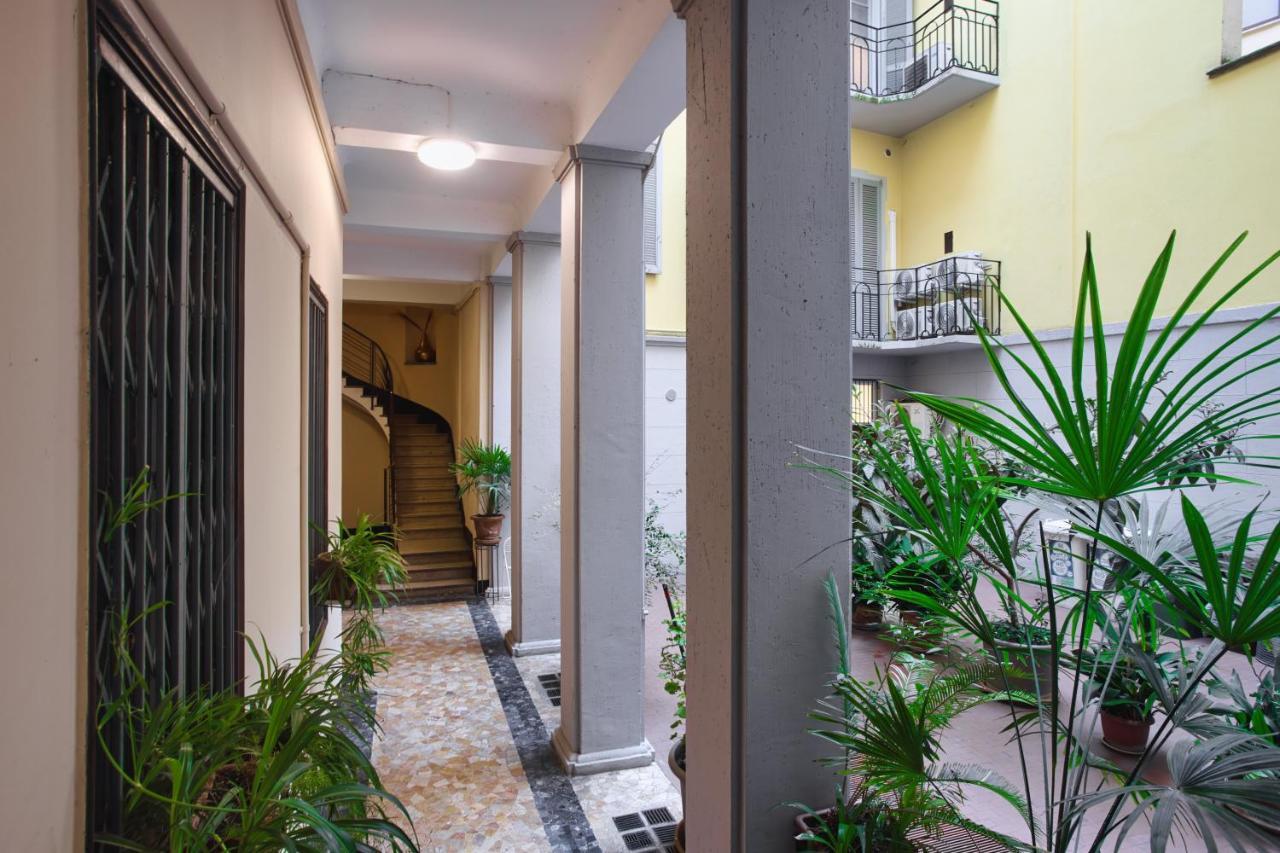 Апартаменты Joivy Mauri - Cosy Flats Near The Duomo Милан Экстерьер фото
