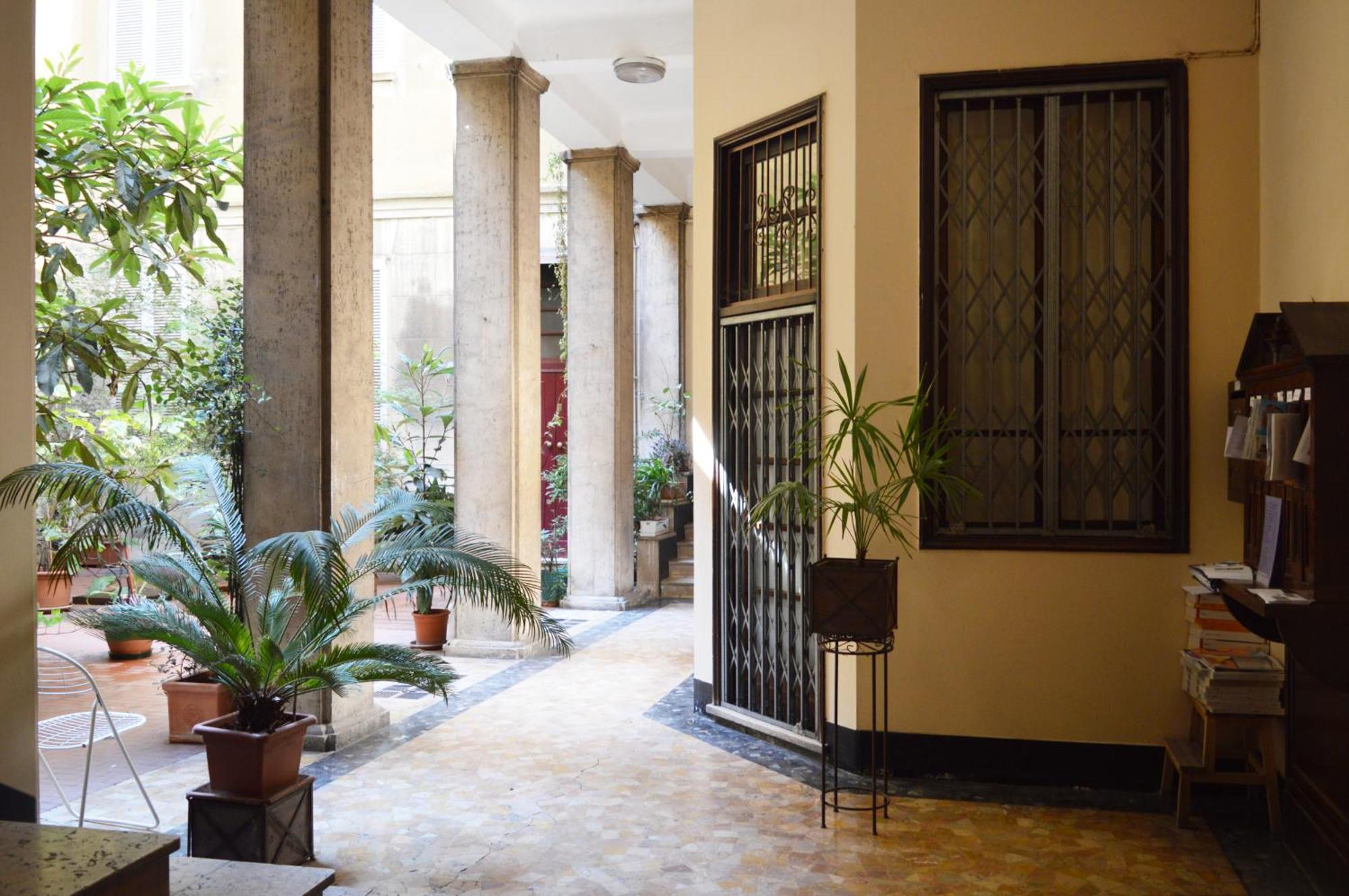 Апартаменты Joivy Mauri - Cosy Flats Near The Duomo Милан Экстерьер фото