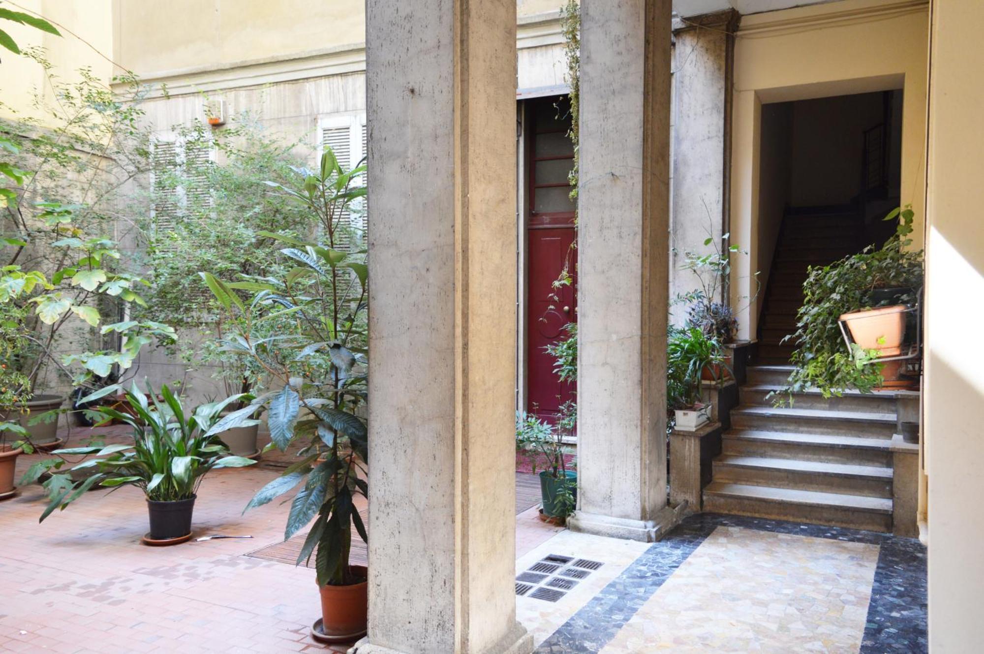 Апартаменты Joivy Mauri - Cosy Flats Near The Duomo Милан Экстерьер фото